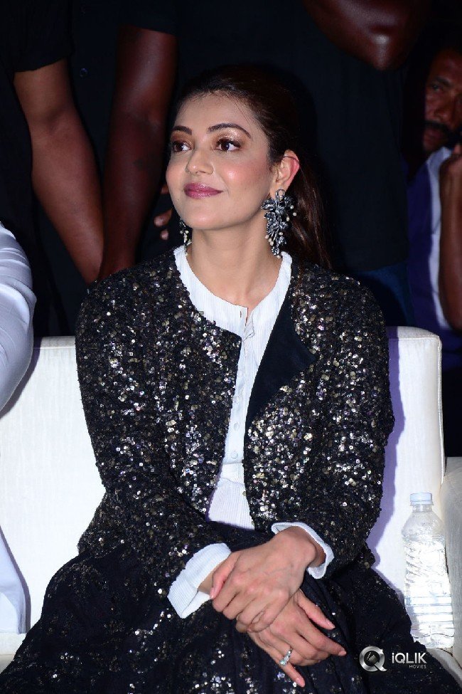 Kavacham-Audio-Launch-in-Bhimavaram